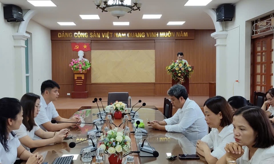 TRUNG TÂM KHOA HỌC, CÔNG NGHỆ VÀ ĐỔI MỚI SÁNG TẠO TỈNH LÀO CAI TỔ CHỨC LỄ CHÀO CỜ VÀ SINH HOẠT TƯ TƯỞNG DƯỚI CỜ THÁNG 8 NĂM 2026